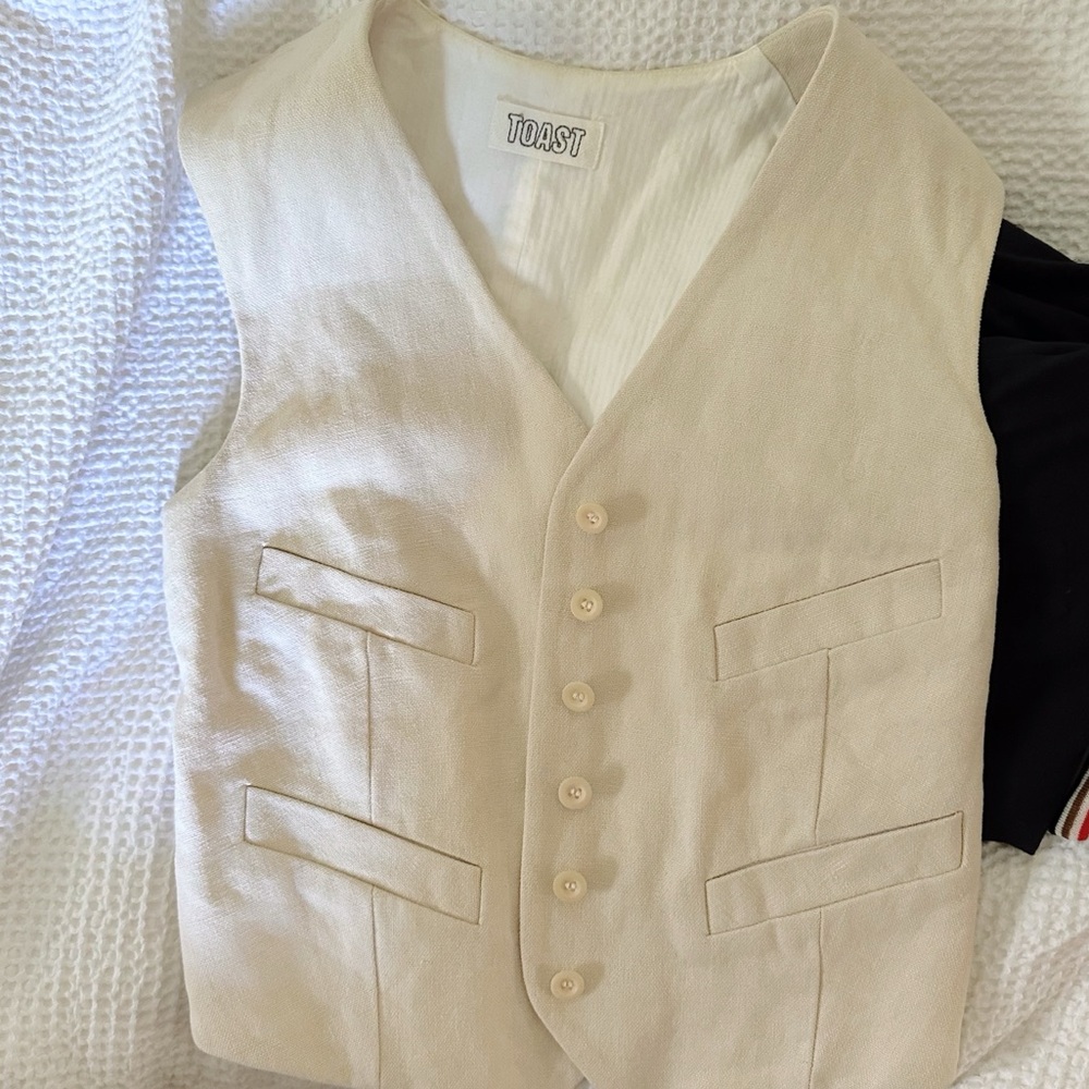 TOAST UK Hemp Suit Vest